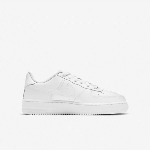 Kids' Nike Air Force 1 LE Older Sneakers White | NK073AIZ