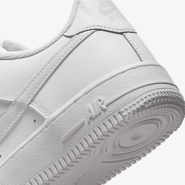 Kids' Nike Air Force 1 Older Sneakers White | NK304FUB