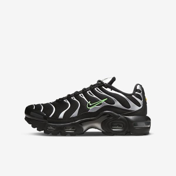 Kids\' Nike Air Max Plus Older Sneakers Black / Green / Metal Silver / Black | NK941REG