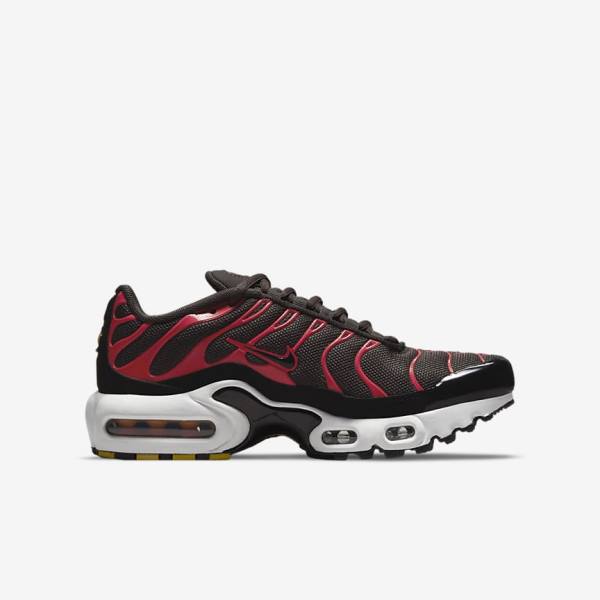 Kids' Nike Air Max Plus Older Sneakers Grey / Red / White / Black | NK897JHR