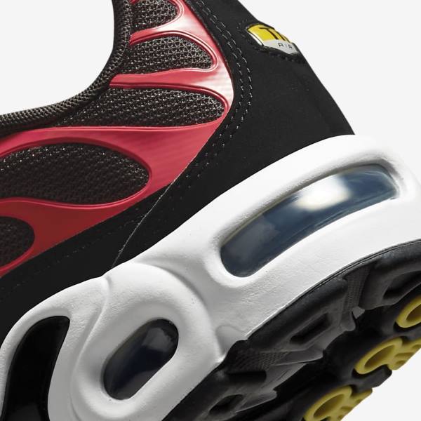 Kids' Nike Air Max Plus Older Sneakers Grey / Red / White / Black | NK897JHR