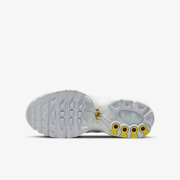 Kids' Nike Air Max Plus Older Sneakers White | NK874PGL