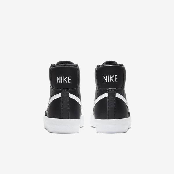 Kids' Nike Blazer Mid 77 Older Sneakers Black / White / Orange | NK260APC