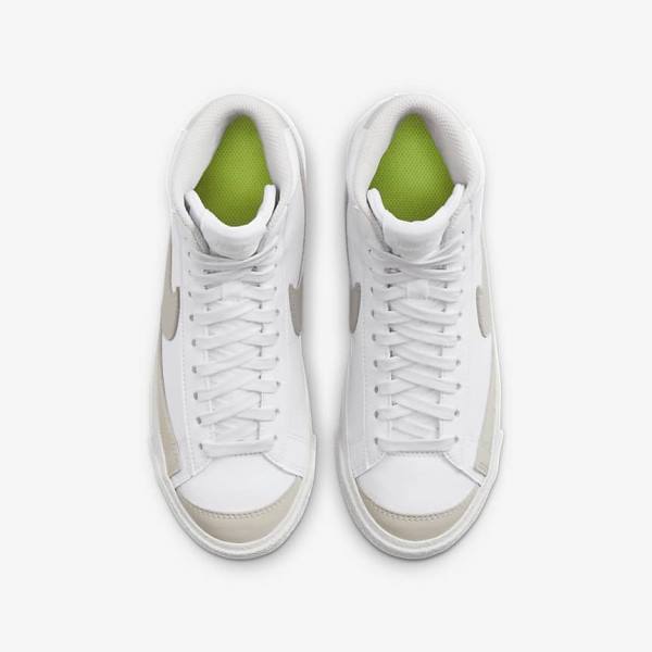 Kids' Nike Blazer Mid 77 SE Older Sneakers White / Light Beige | NK265GIA