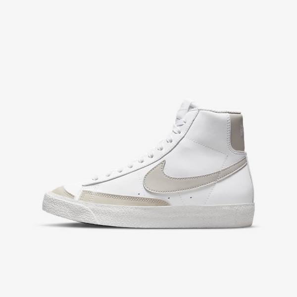 Kids\' Nike Blazer Mid 77 SE Older Sneakers White / Light Beige | NK265GIA