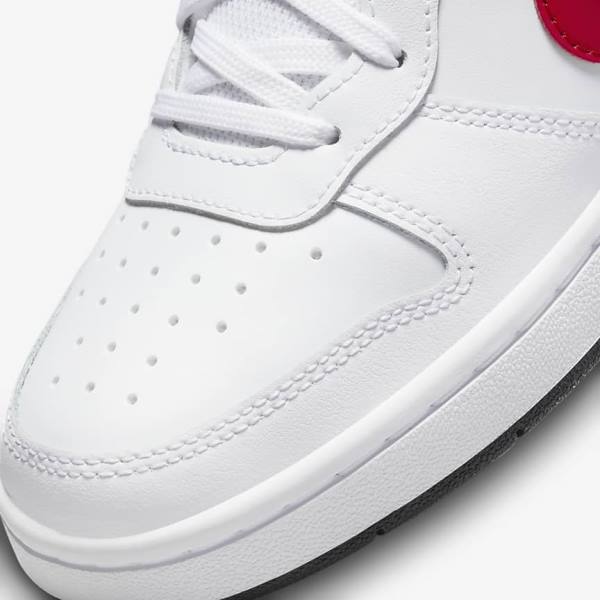 Kids' Nike Court Borough Low 2 Older Sneakers White | NK925GVL