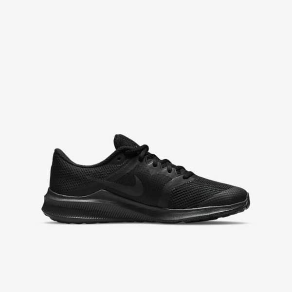 Kids' Nike Downshifter 11 Older Road Sneakers Black / Dark Grey | NK475DKF