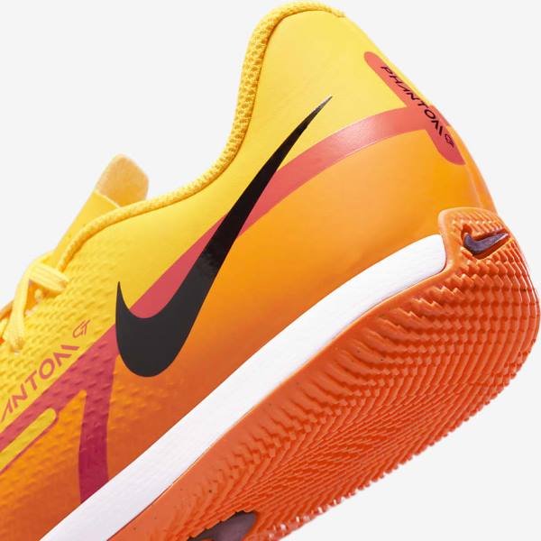 Kids' Nike Jr. Phantom GT2 Academy IC Older Indoor Court Football Shoes Orange / Light Red / Black | NK315XIP