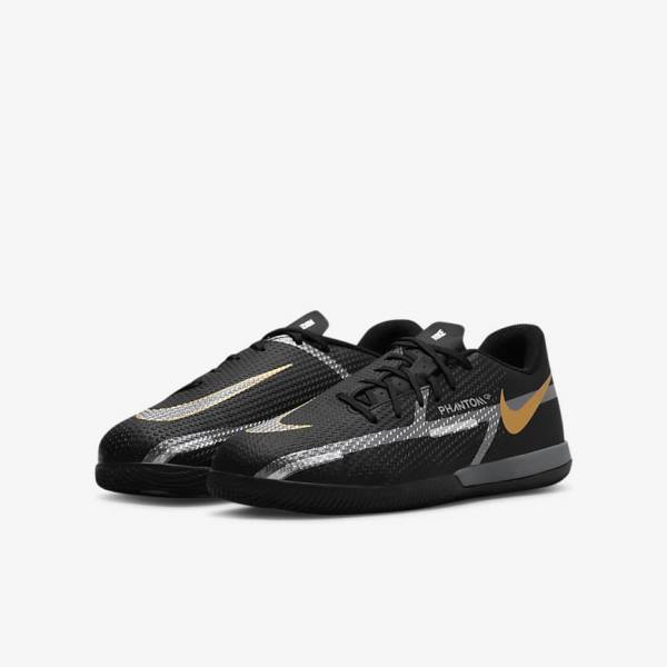 Kids' Nike Jr. Phantom GT2 Academy IC Older Indoor Court Football Shoes Black / Metal Gold / Dark Grey / Metal Dark Grey | NK508FUP