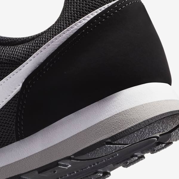 Kids' Nike MD Runner 2 Older Sneakers Black / Grey / White | NK501JSC