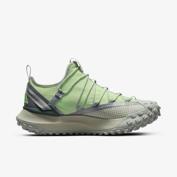 Men's Nike ACG Mountain Fly Low Sneakers Grey / Green | NK423TNE