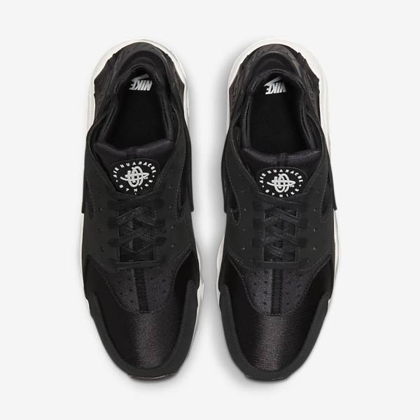 Men's Nike Air Huarache LE Sneakers Black / White | NK584UXJ