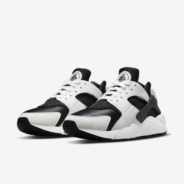 Men's Nike Air Huarache Sneakers Black / White | NK062VSO