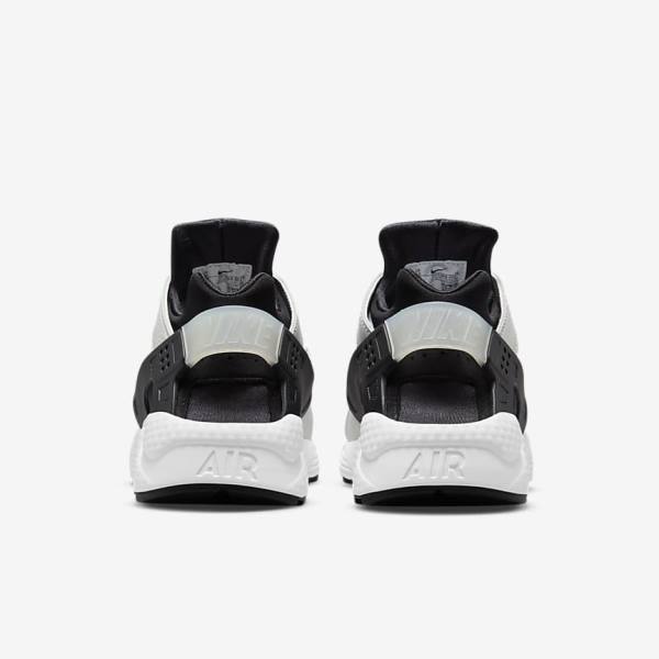 Men's Nike Air Huarache Sneakers Black / White | NK062VSO