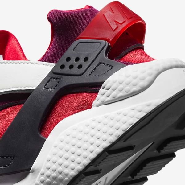 Men's Nike Air Huarache Sneakers White / Red / Black / Red | NK168BHJ