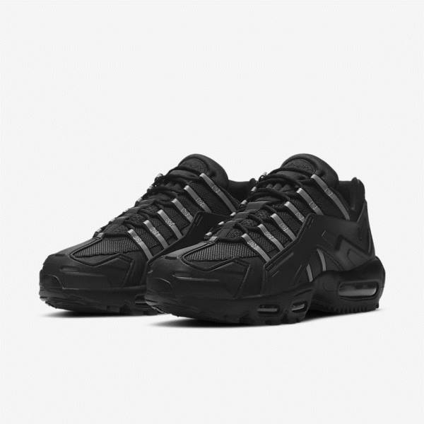 Men's Nike Air Max 95 NDSTRKT Sneakers Black | NK165IJR