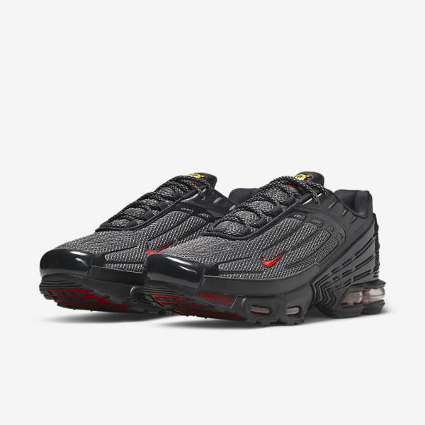 Men's Nike Air Max Plus 3 Sneakers Black / Silver / Red | NK394DLB