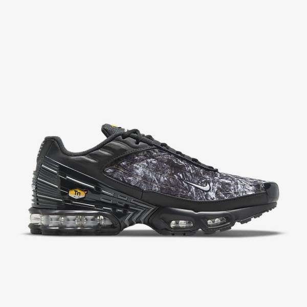 Men's Nike Air Max Plus 3 Sneakers Black / Dark Grey / White | NK613FYN