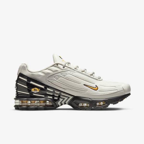 Men's Nike Air Max Plus 3 Sneakers Light Beige / Black / Silver / Gold | NK146QNY