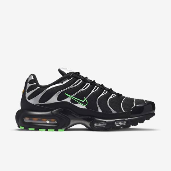 Men's Nike Air Max Plus Sneakers Black / Green / Metal Silver / Black | NK065EXA