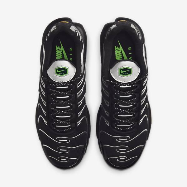 Men's Nike Air Max Plus Sneakers Black / Green / Metal Silver / Black | NK065EXA