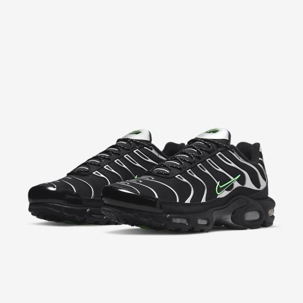 Men's Nike Air Max Plus Sneakers Black / Green / Metal Silver / Black | NK065EXA