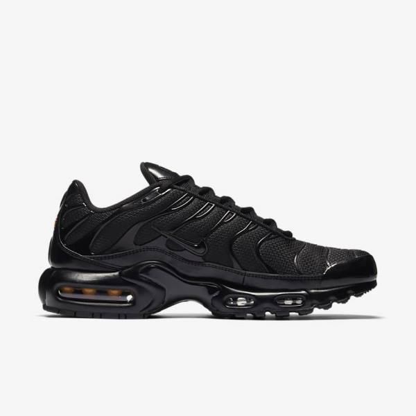 Men's Nike Air Max Plus Sneakers Black | NK190CJN