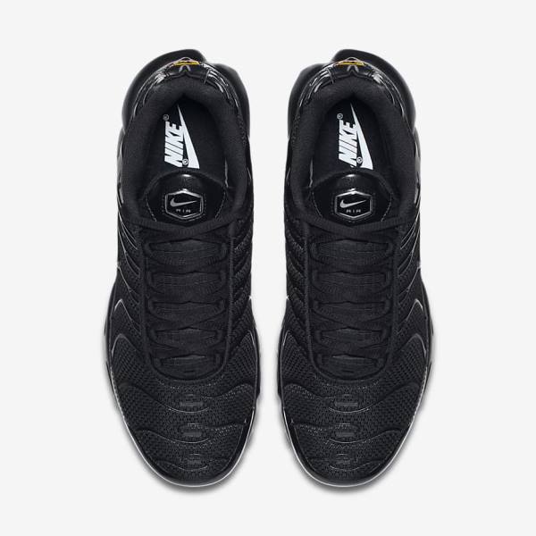 Men's Nike Air Max Plus Sneakers Black | NK190CJN