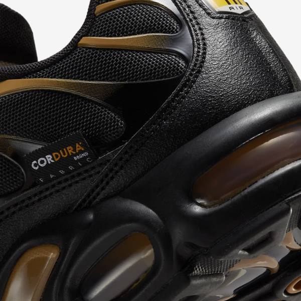 Men's Nike Air Max Plus Sneakers Black / Brown / Gold | NK815EZQ