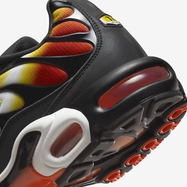 Men's Nike Air Max Plus Sneakers Orange / Gold / Black | NK376QHJ