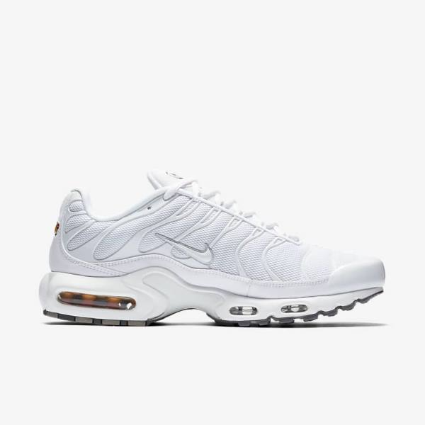 Men's Nike Air Max Plus Sneakers White / Black / Grey / White | NK296USW