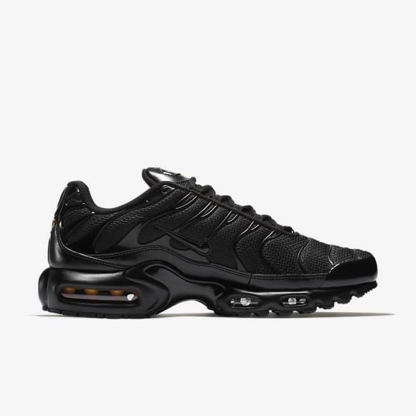 Men's Nike Air Max Plus Sneakers White / Black / Grey / White | NK296USW