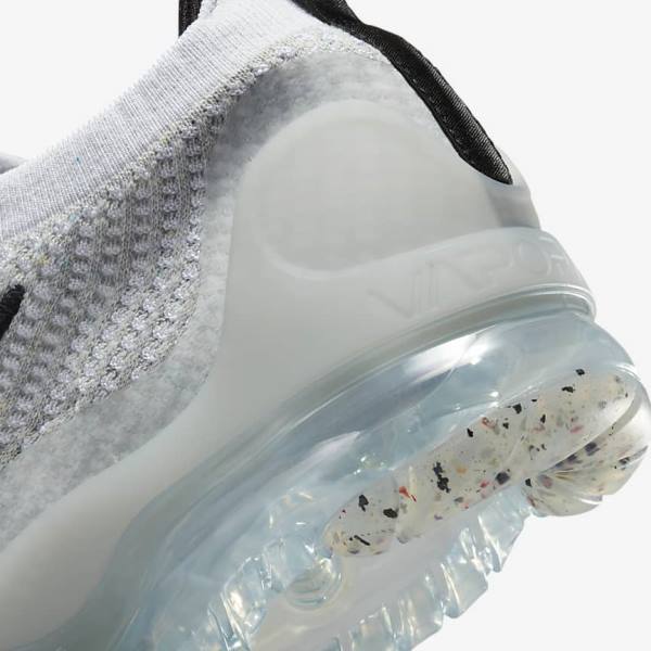 Men's Nike Air VaporMax 2021 FK Sneakers White / Black / Metal Silver | NK294PCG