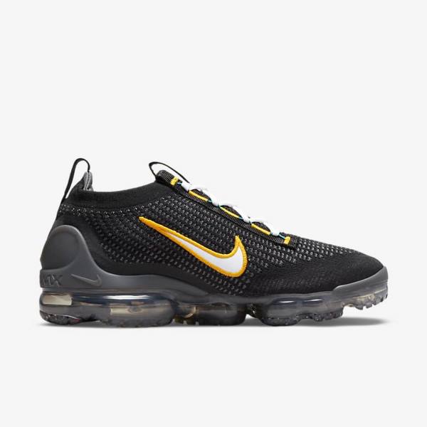 Men's Nike Air VaporMax 2021 FK Sneakers Black / Gold / Dark Grey / White | NK948EKQ