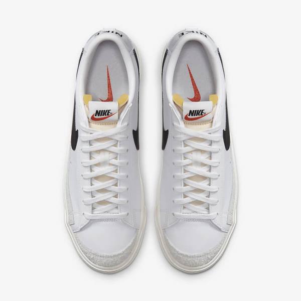 Men's Nike Blazer Low 77 Vintage Sneakers White / Black | NK578PFR