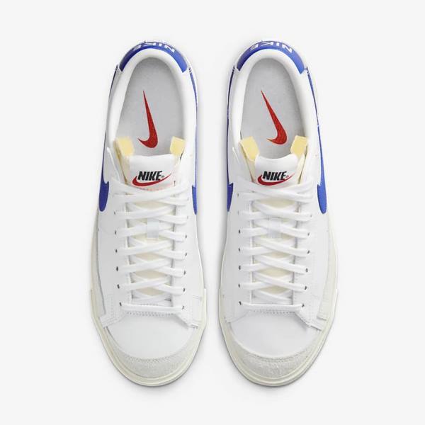 Men's Nike Blazer Low 77 Vintage Sneakers White / Royal | NK650RJD