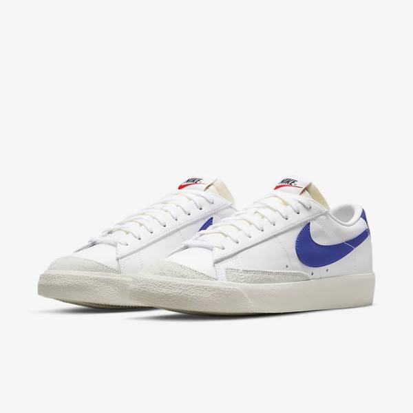 Men's Nike Blazer Low 77 Vintage Sneakers White / Royal | NK650RJD