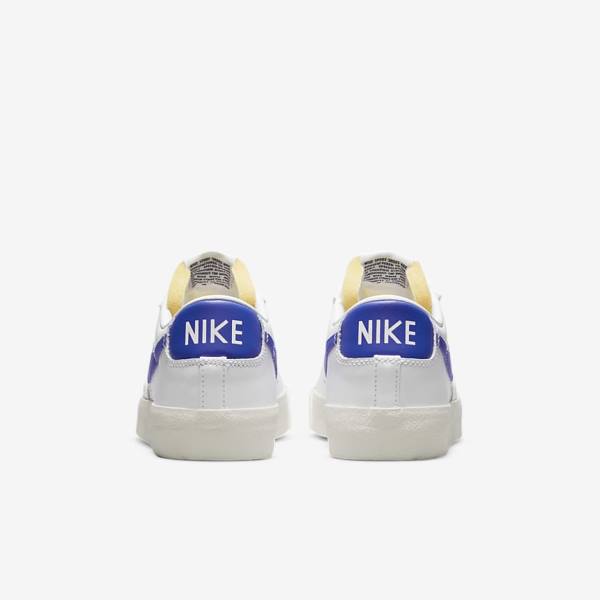 Men's Nike Blazer Low 77 Vintage Sneakers White / Royal | NK650RJD