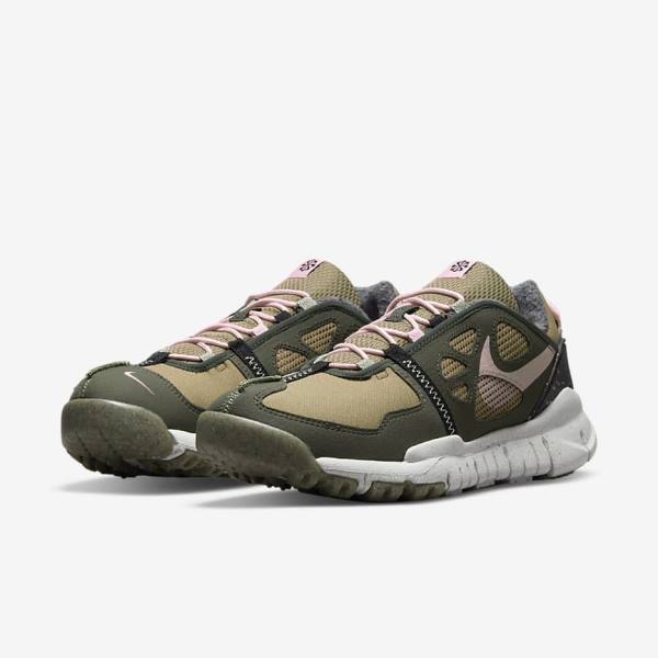 Men's Nike Free Terra Vista Sneakers Brown / Black / Pink | NK578ALT