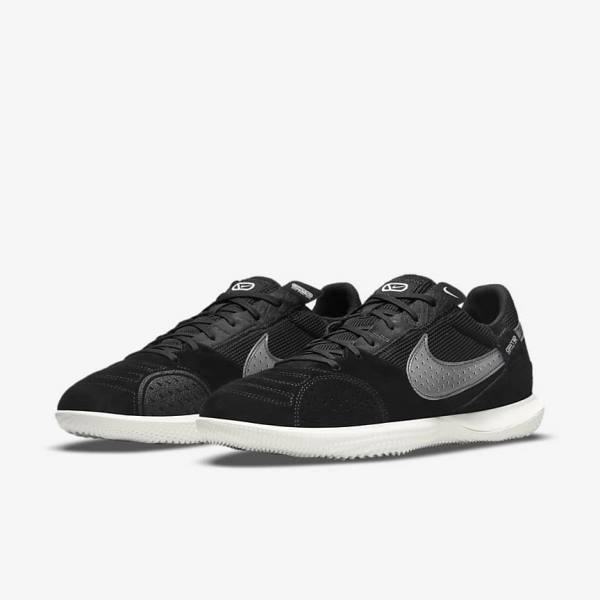 Men's Nike Streetgato Football Shoes Black / White | NK807EUY