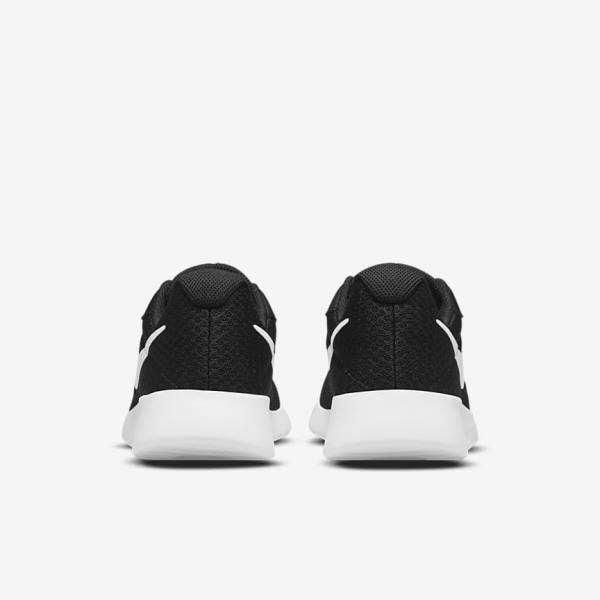 Men's Nike Tanjun Sneakers Black / White | NK691VKA