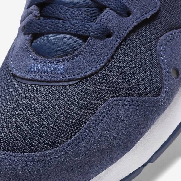 Men's Nike Venture Runner Sneakers Navy / Navy / White | NK567HTZ