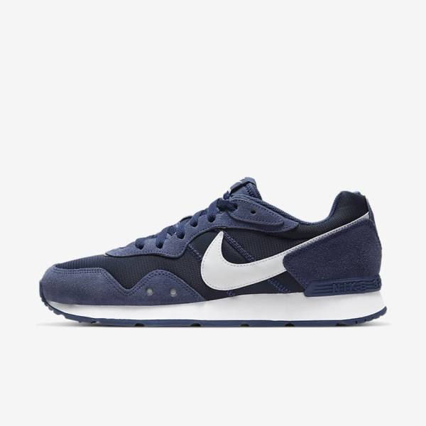 Men\'s Nike Venture Runner Sneakers Navy / Navy / White | NK567HTZ