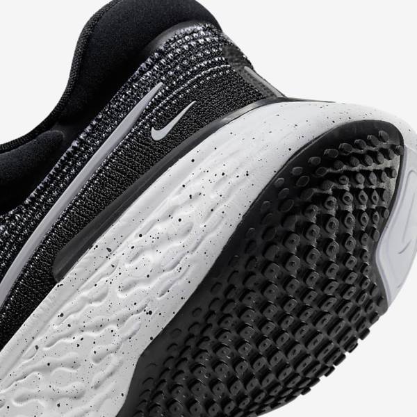 Men's Nike ZoomX Invincible Run Flyknit Road Running Shoes White / Black / White | NK158JPC