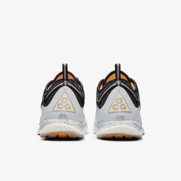 Women's Nike ACG Air Nasu 2 Sneakers Grey / Metal Silver | NK125YRO