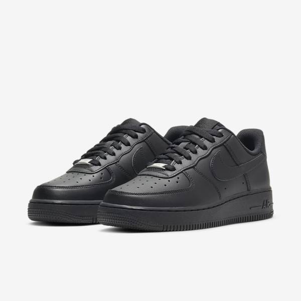 Women's Nike Air Force 1 07 Sneakers Black | NK671IPG