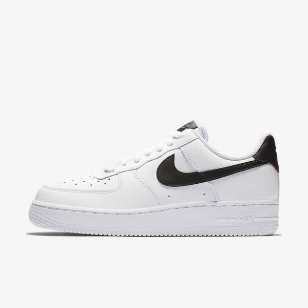 Women\'s Nike Air Force 1 07 Sneakers White / Black / White | NK348XBN