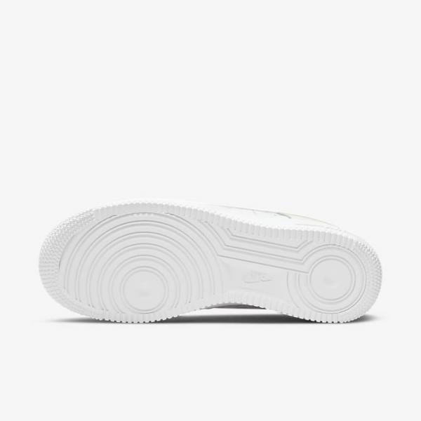 Women's Nike Air Force 1 07 Sneakers White / Platinum | NK378VOT