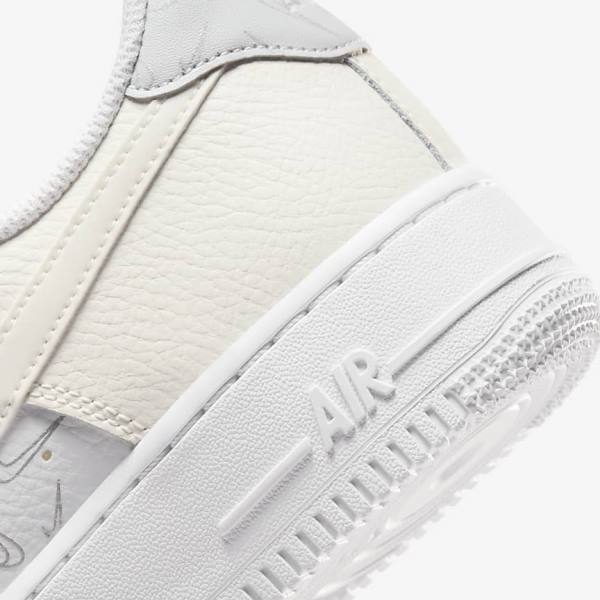 Women's Nike Air Force 1 07 Sneakers White / Platinum | NK378VOT