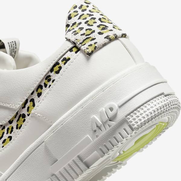 Women's Nike Air Force 1 Pixel SE Sneakers Light Lemon / Black | NK690XLP